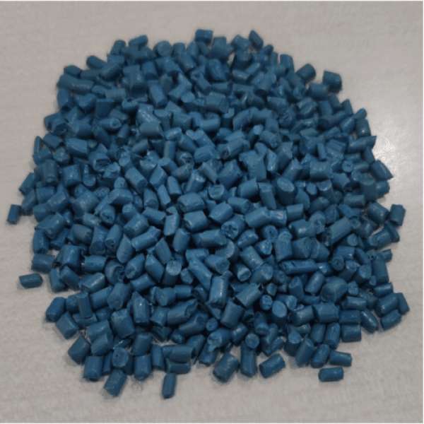 Recycled-polypropylene-blue-granules